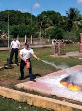 Alunos do CFO PM participam de instruções de combate a incêndio no Quartel do CBM (4ª Cia/1º BBM)