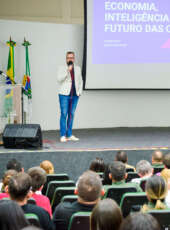 Servidores da Aesp participam de palestra “Economia, Inteligência e o Futuro das Coisas”