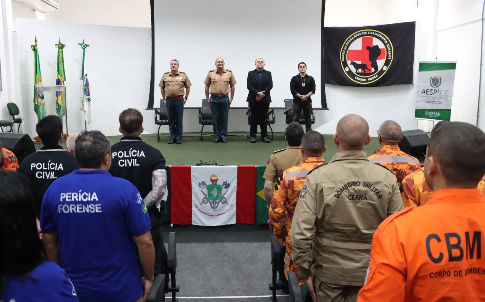 Cursos da Aesp/CE para o Corpo de Bombeiros e Perícia Forense têm aula inaugural realizada nesta segunda-feira (9)