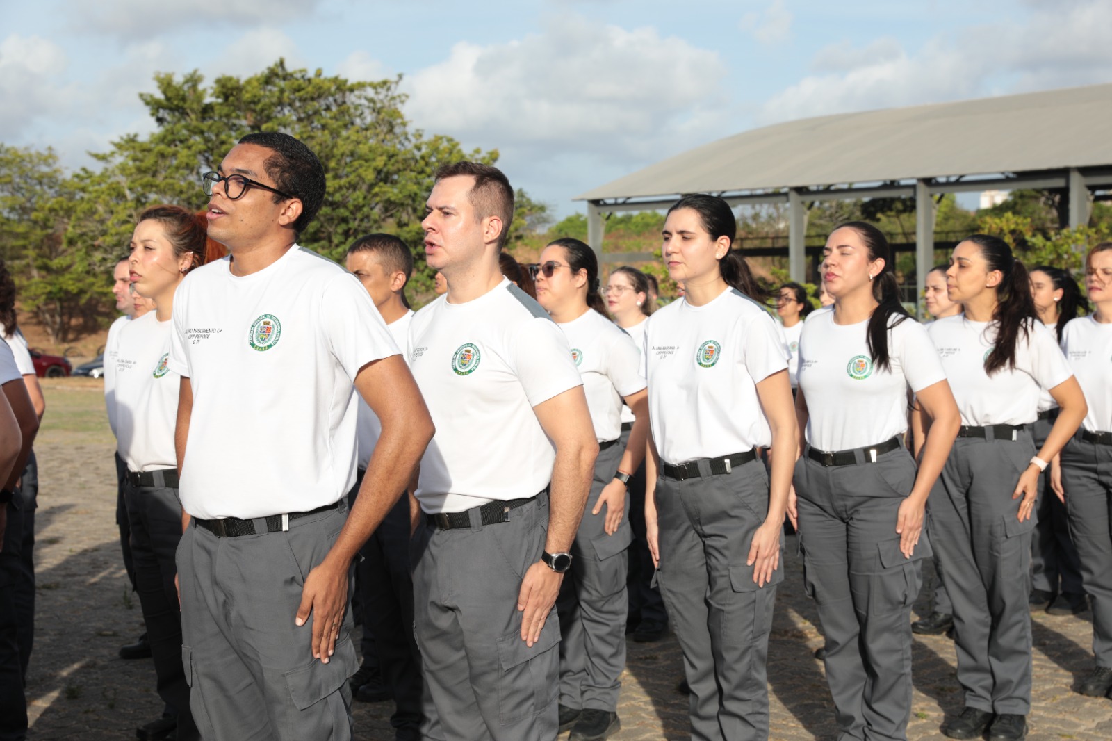 Aesp/CE realiza formatura da 3ª Turma do Curso de Formação da Pefoce e encerra solenidade com desfile cívico-militar