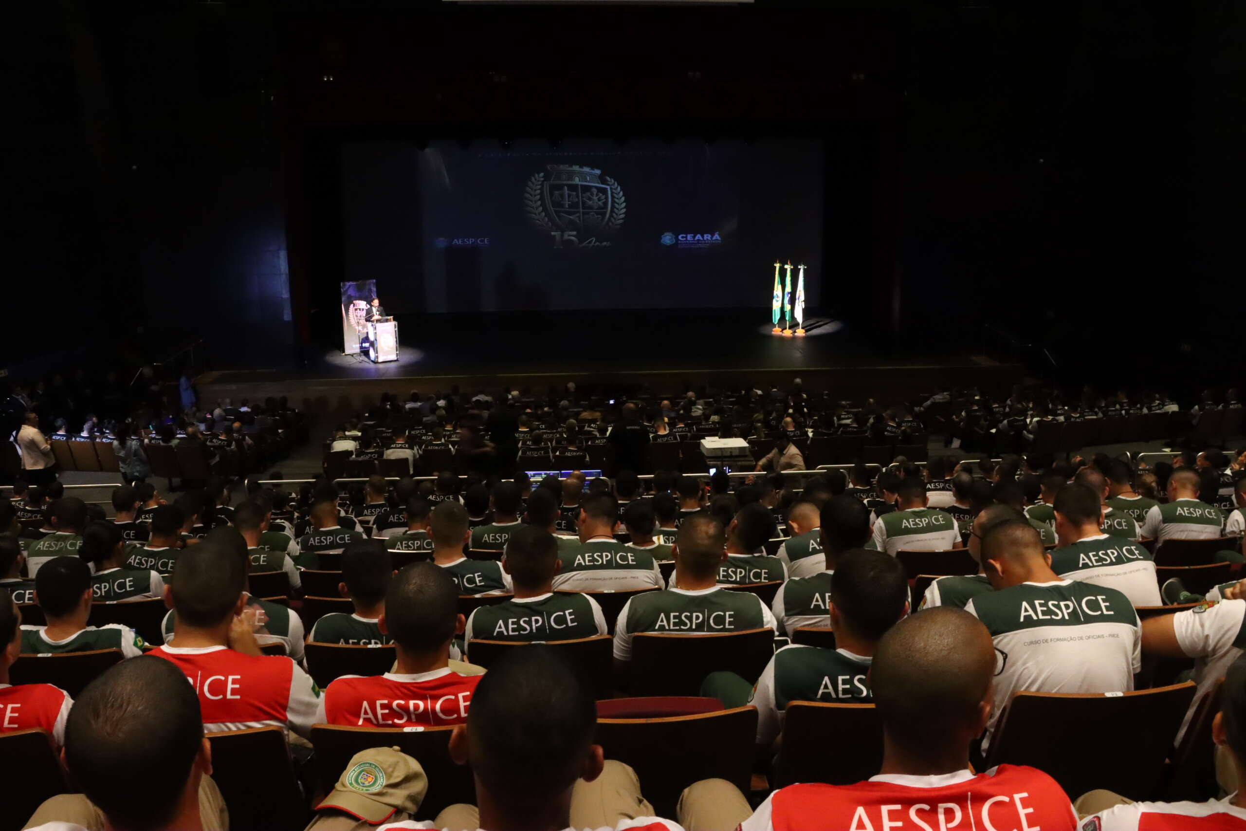 Aesp/CE celebra 15 anos com homenagens e seminário internacional sobre combate ao crime organizado